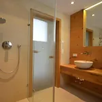 Apartment Diana - By Alpen Apartments Zell am See